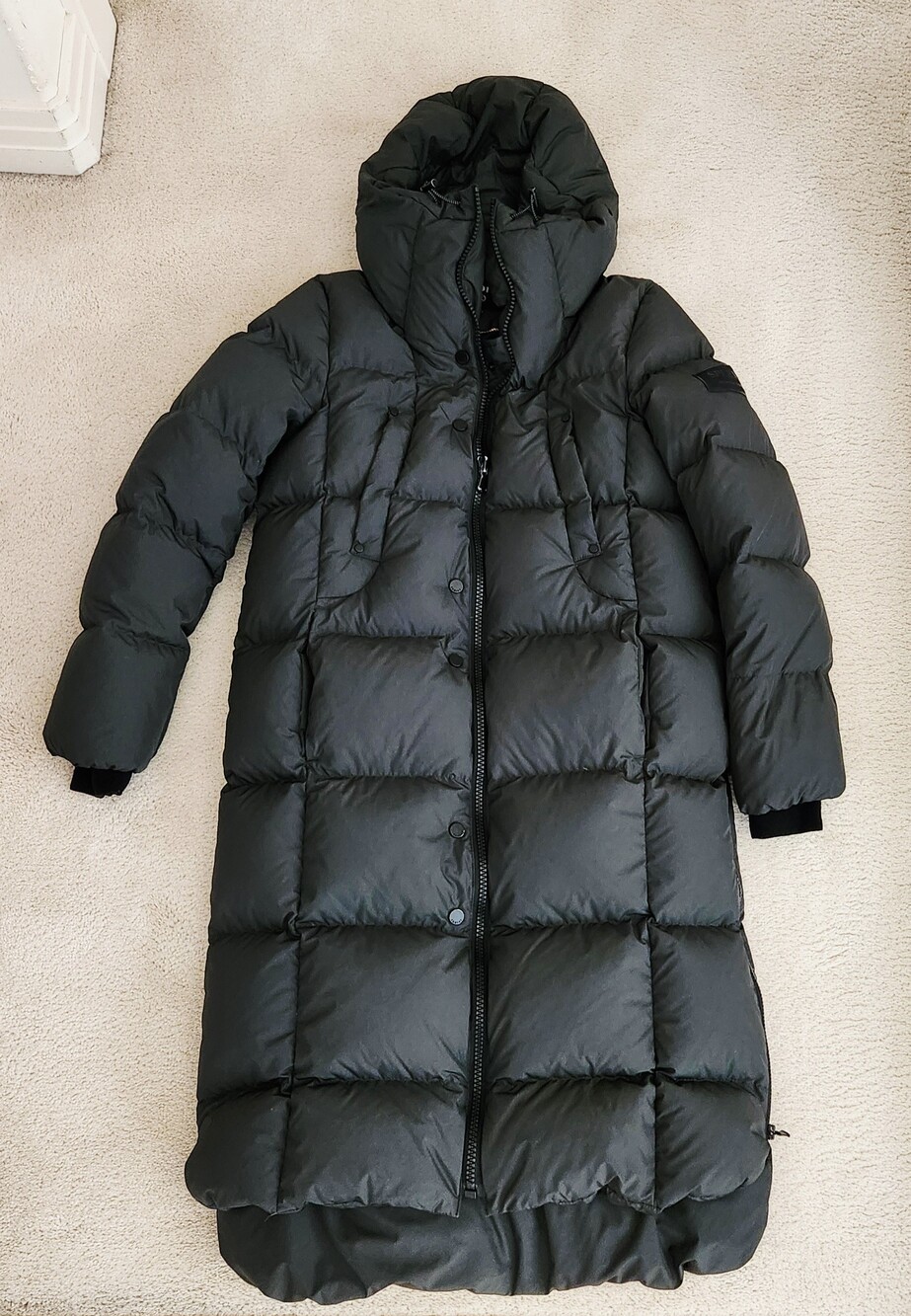 EGOIST Long Hooded Goose Down Puffer Coat in Dark Green Size S- M Like New
